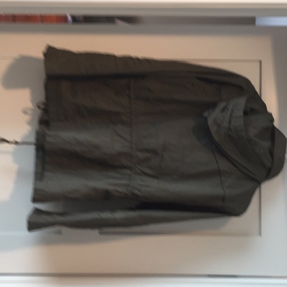 Green jacket - Picture 2 of 3